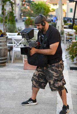 Toscana · Camera a mano